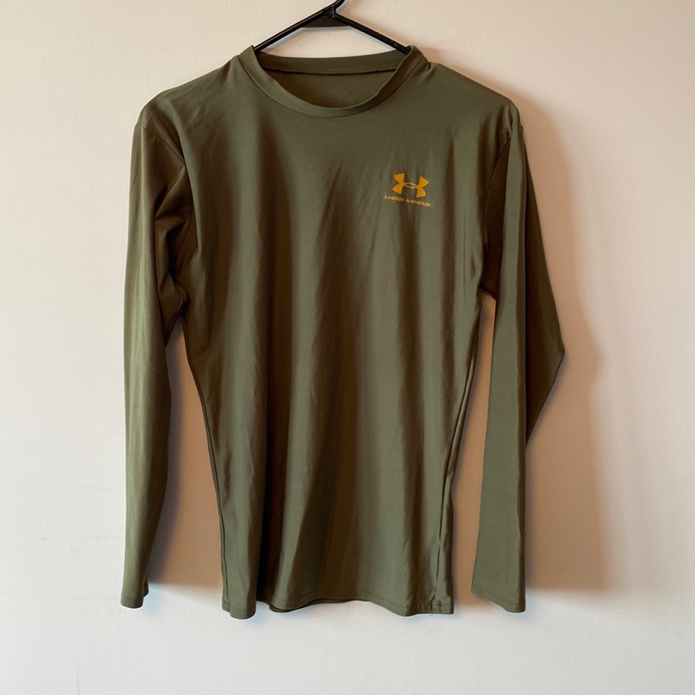 Under Armour, green, long sleeve stretchy shirt size L
